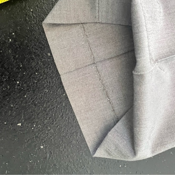 Light gray 3 piece slim fit suit 36Sx30 - Picture 10 of 12